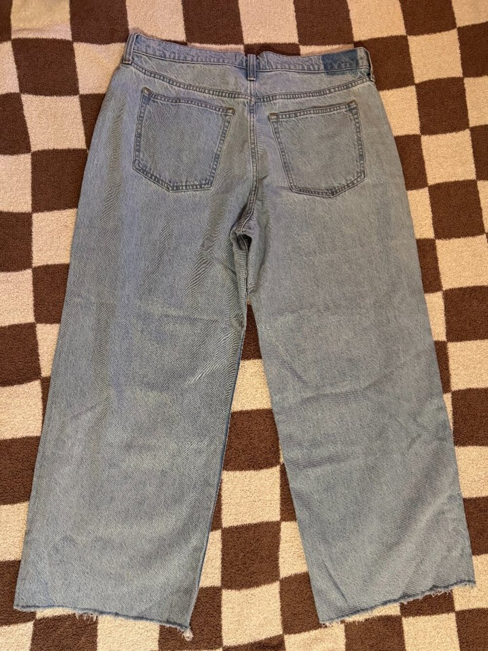 Abercrombie & Fitch - Low Rise Ultra Loose Jeans with Destroyed Hem - NWT - Picture 2 of 7